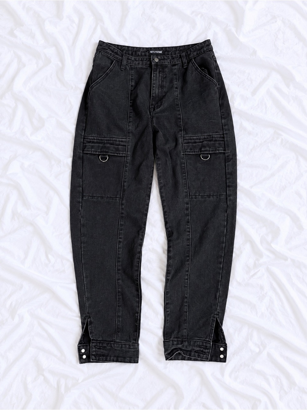 PrettyLittleThing Black Relaxed Cargo Jeans with Ankle Snaps